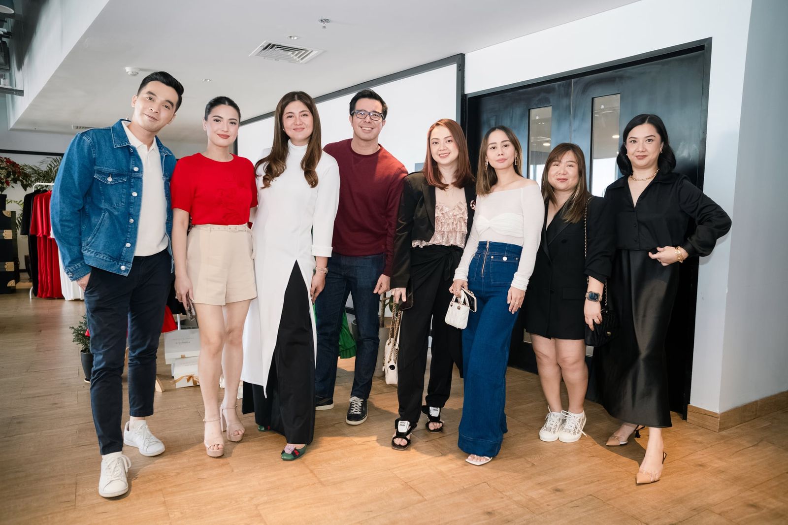 A big group photo at the Dimples Romana x Get Spotted launch