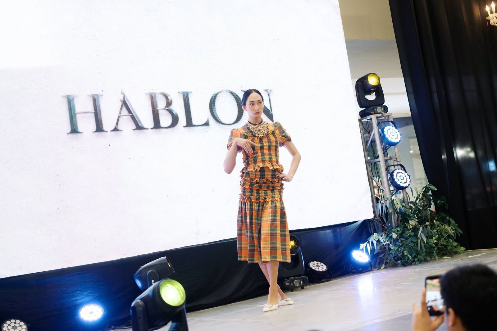 Model in a hablon plaid outfit at the Pamana fashion show