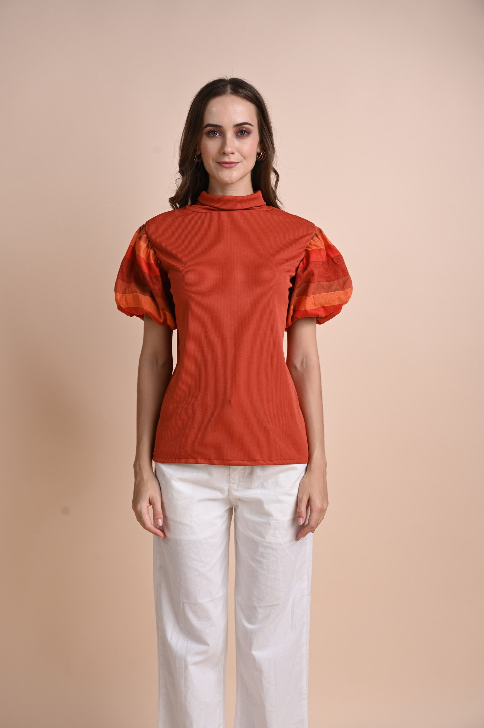 CHICKS x GS: Oringao Puff-Sleeved Top