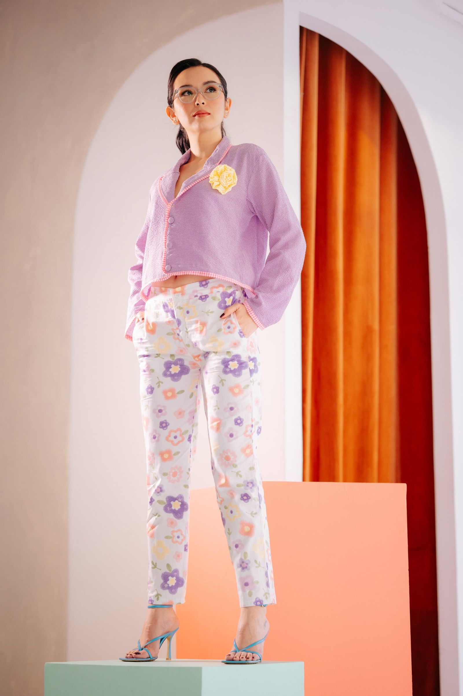 GET SPOTTED SHOP STOCKS Beauty Gonzalez x GS: Sunday Stroll At The Giardini