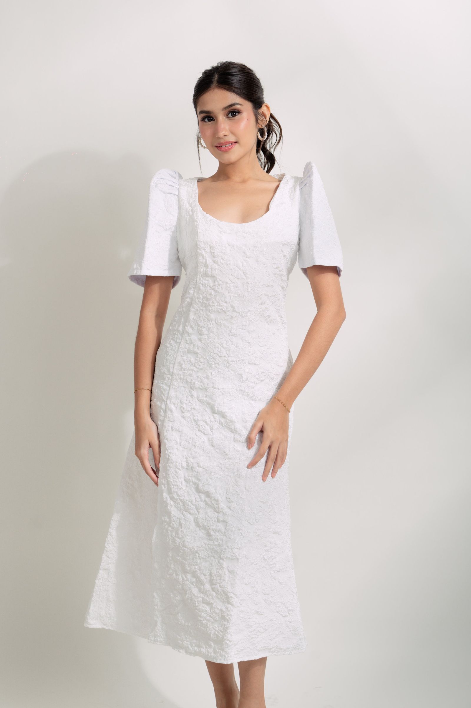 Maud London x Get Spotted: Ressa in White Premium Fabric