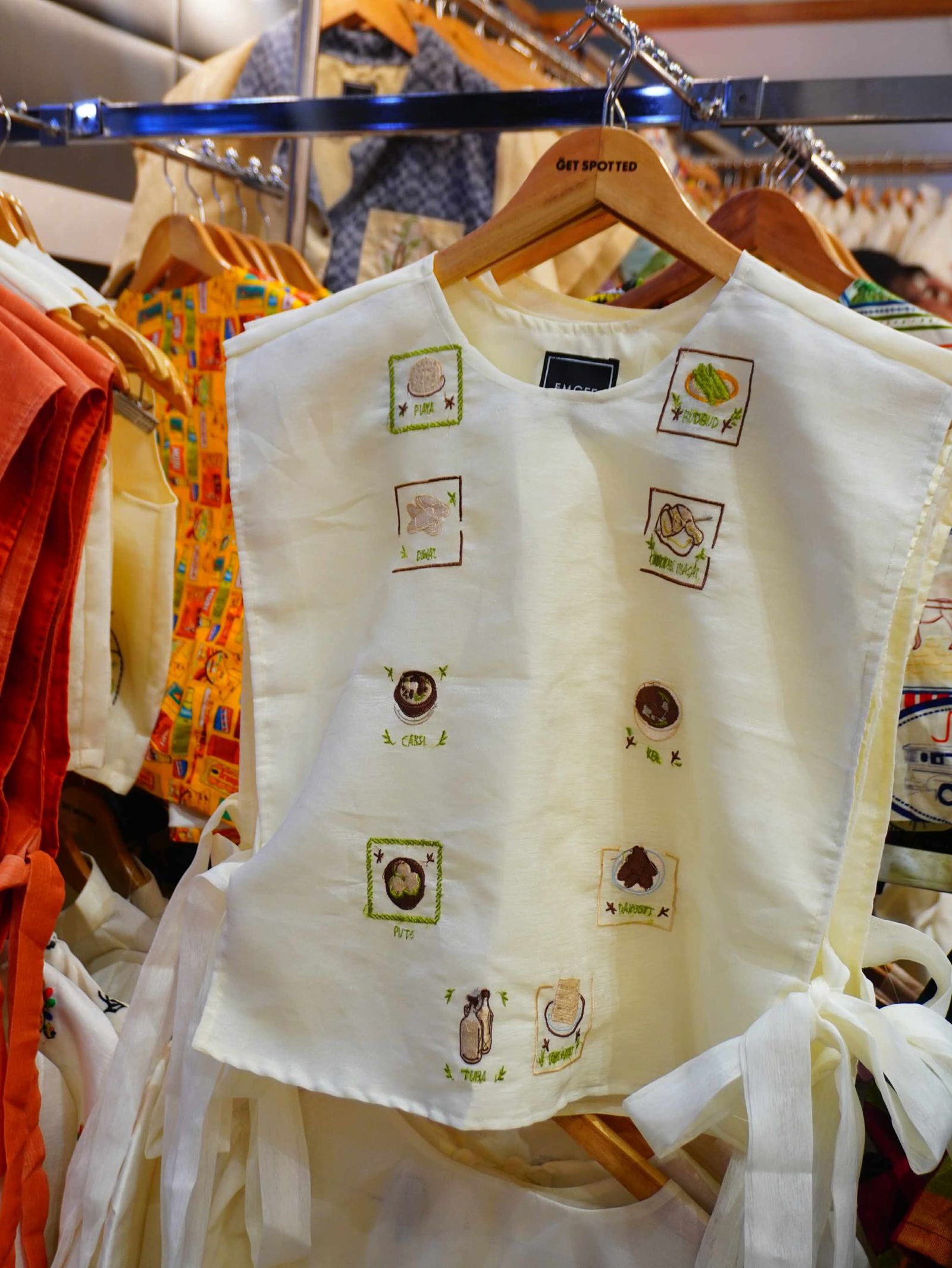 MNL EMGEE by Get Spotted: JP Negrense Foodtrip Bib