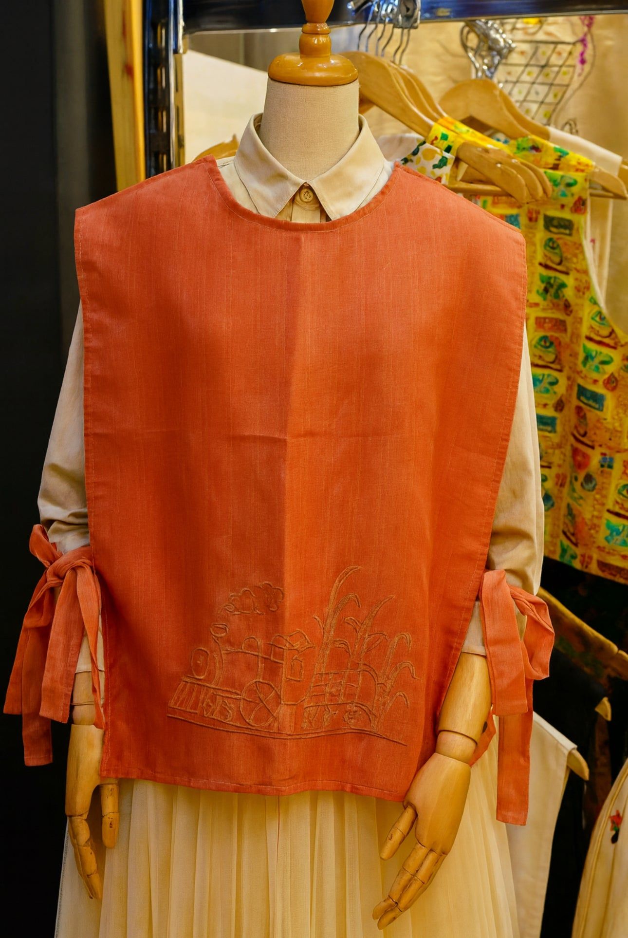 MNL EMGEE by Get Spotted: Kidlat Bib in Pina Fabric