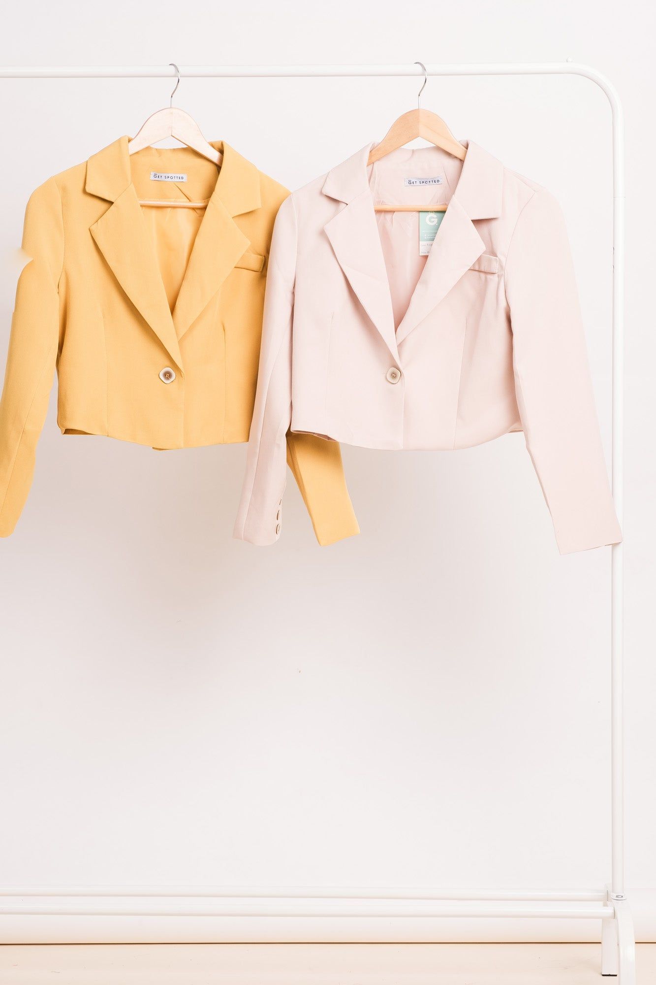 Amaris Cropped Blazer