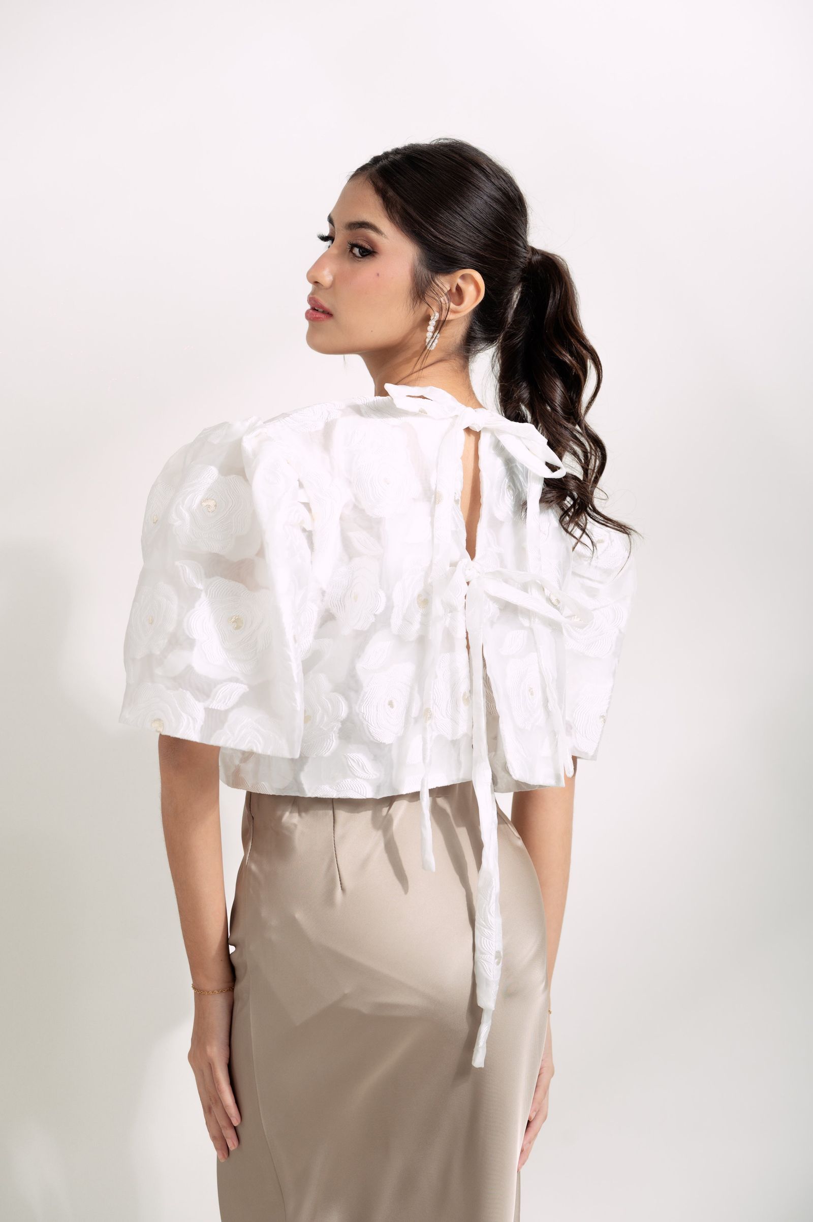 Modern Filipiniana: Leni in Limited Edition Fabric