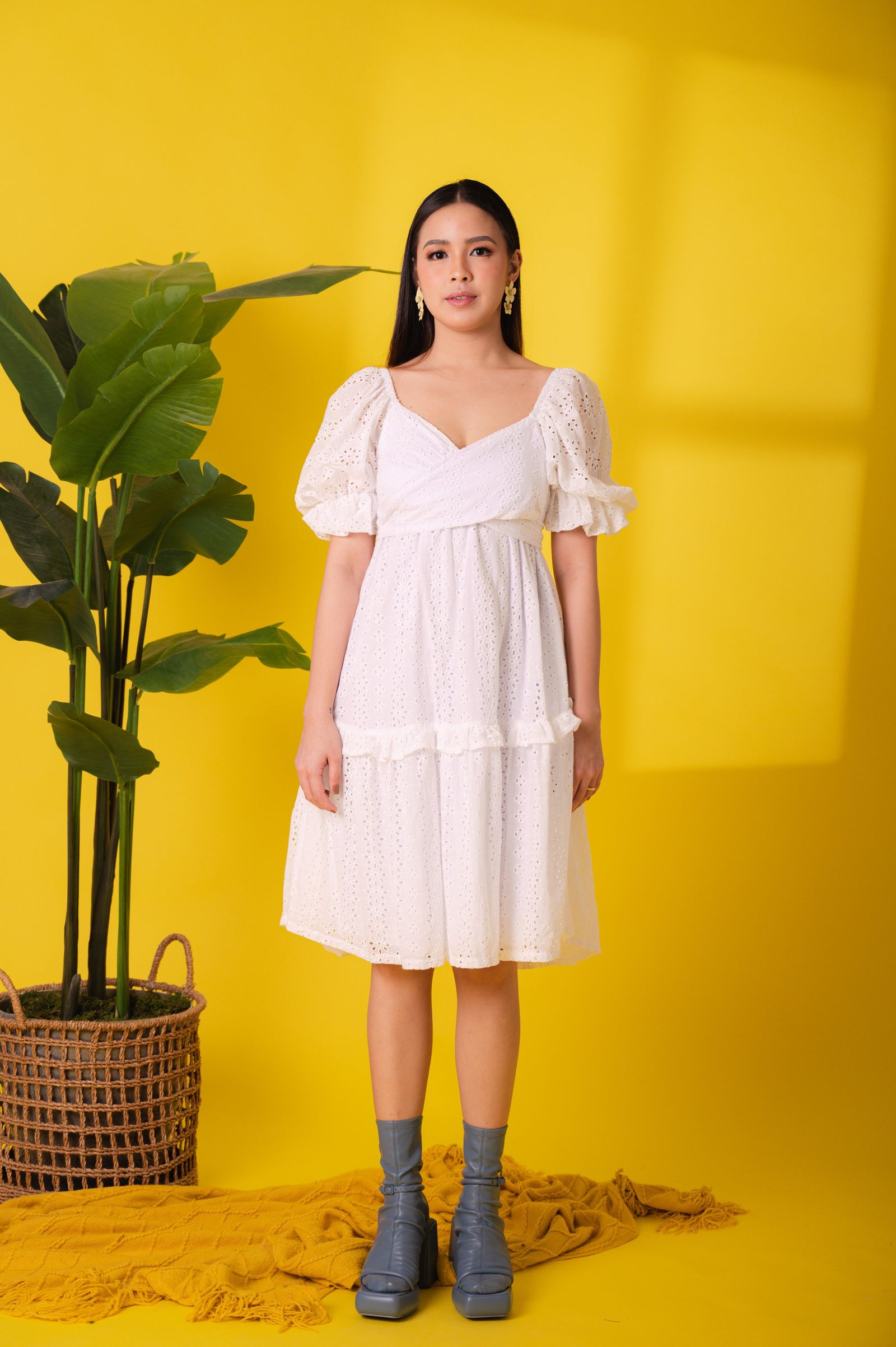 GET SPOTTED SHOP STOCKS Jenny Eyelet 3: Leni Premium Eyelet Wrap Dress