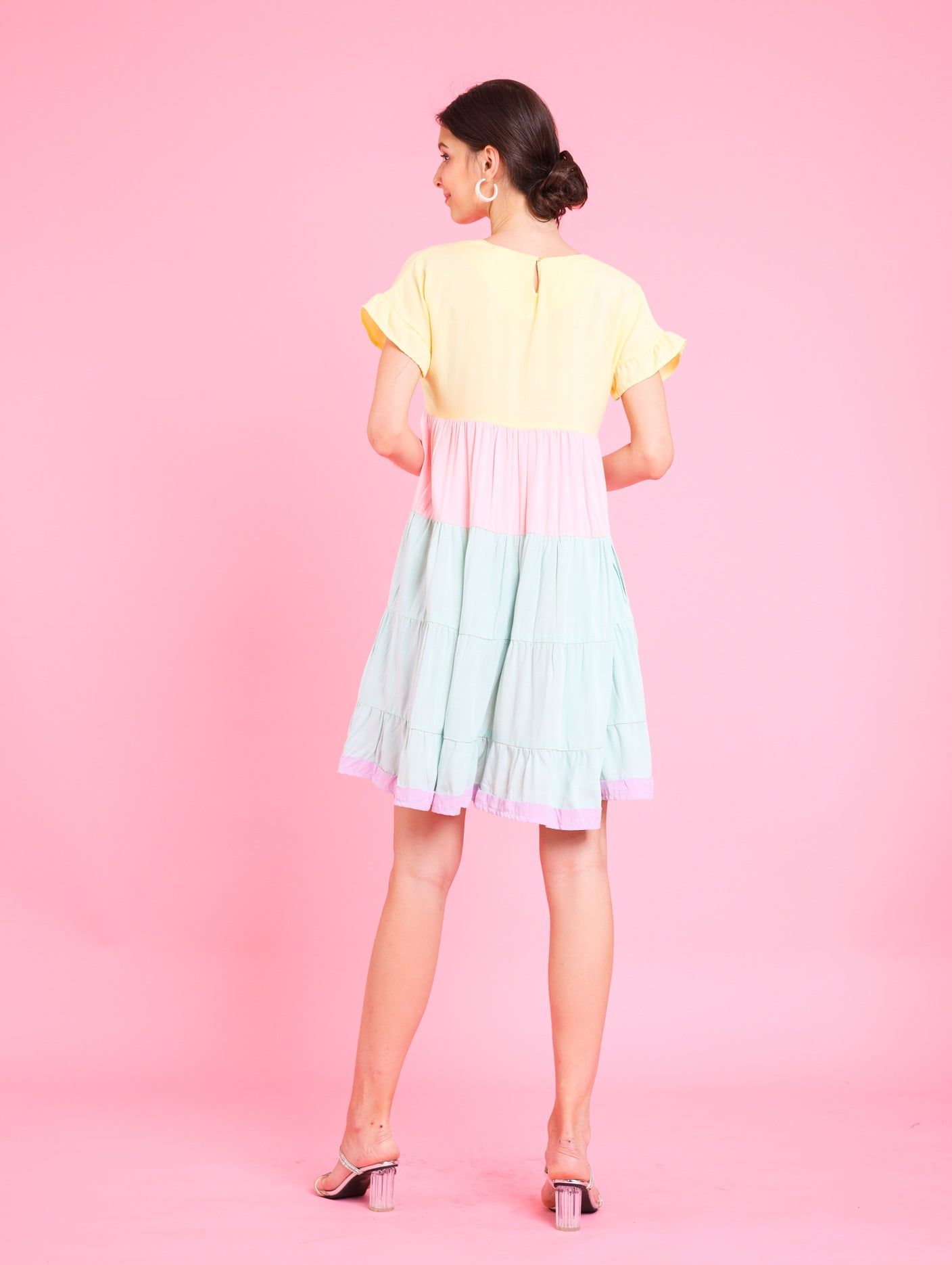 GET SPOTTED SHOP STOCKS Barbiecore: Jabir