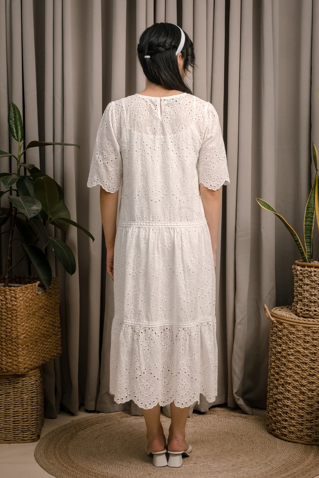 Max Lace Dress with Inner