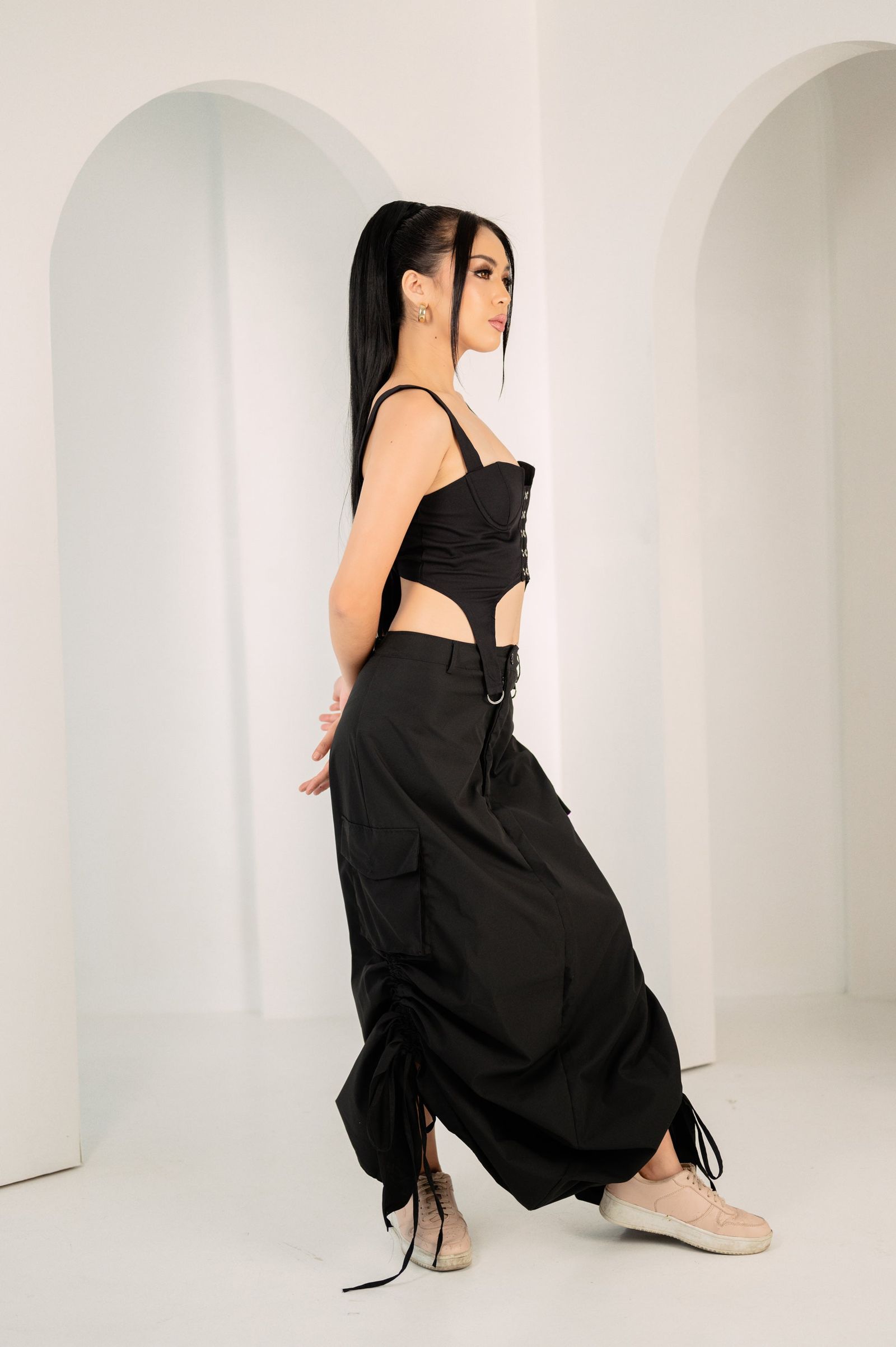 GS Gen Z: Black Cargo Maxi Skirt