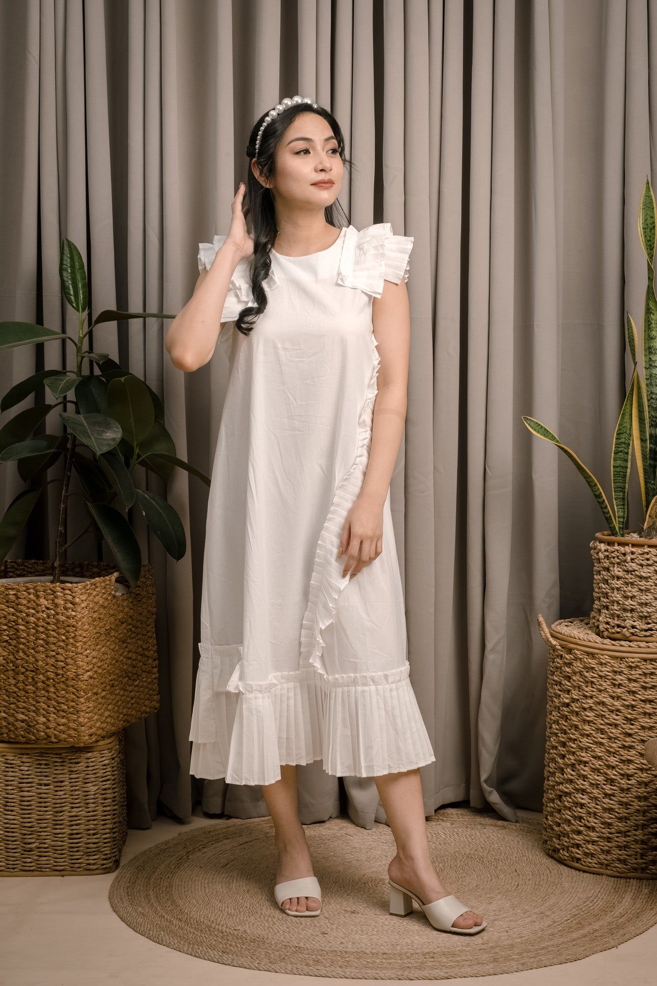 Maze Chic Pleated Dress