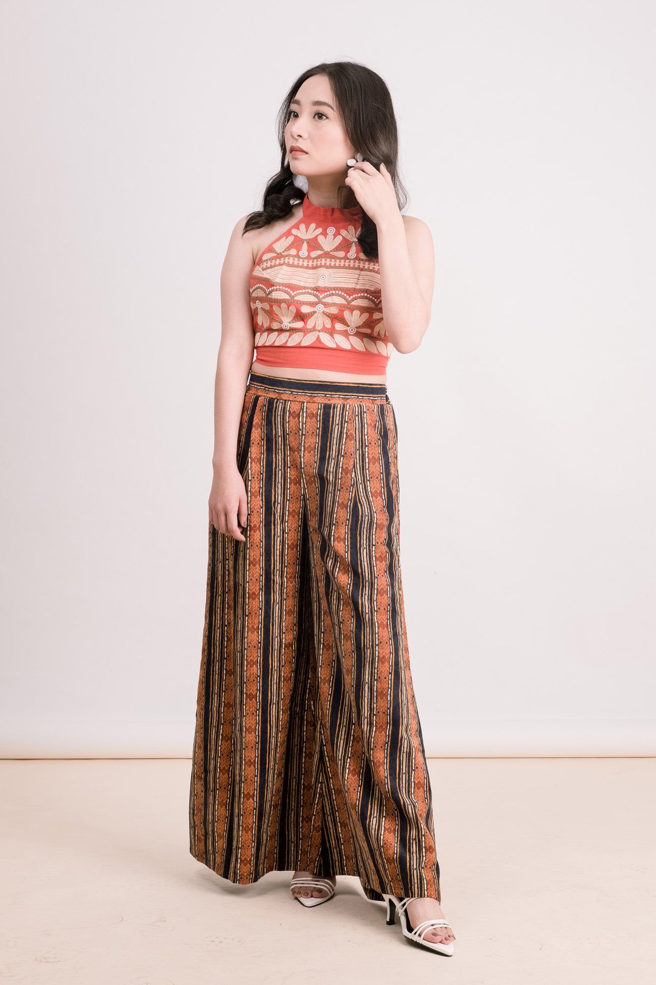 Murai Embroidered Top