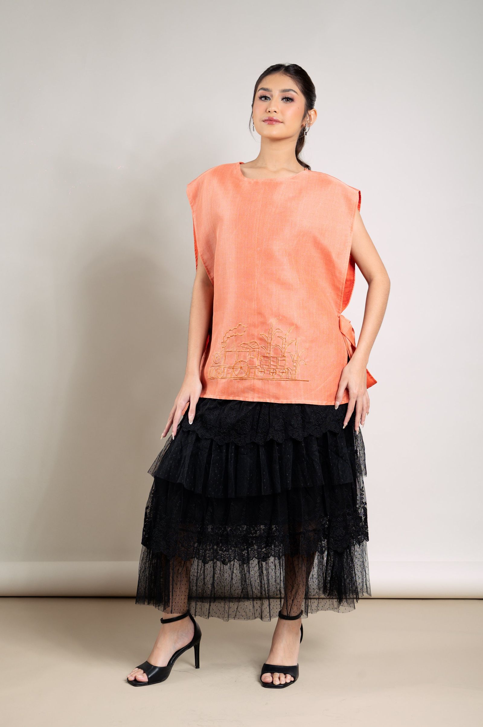 MNL EMGEE by Get Spotted: Kidlat Bib in Pina Fabric