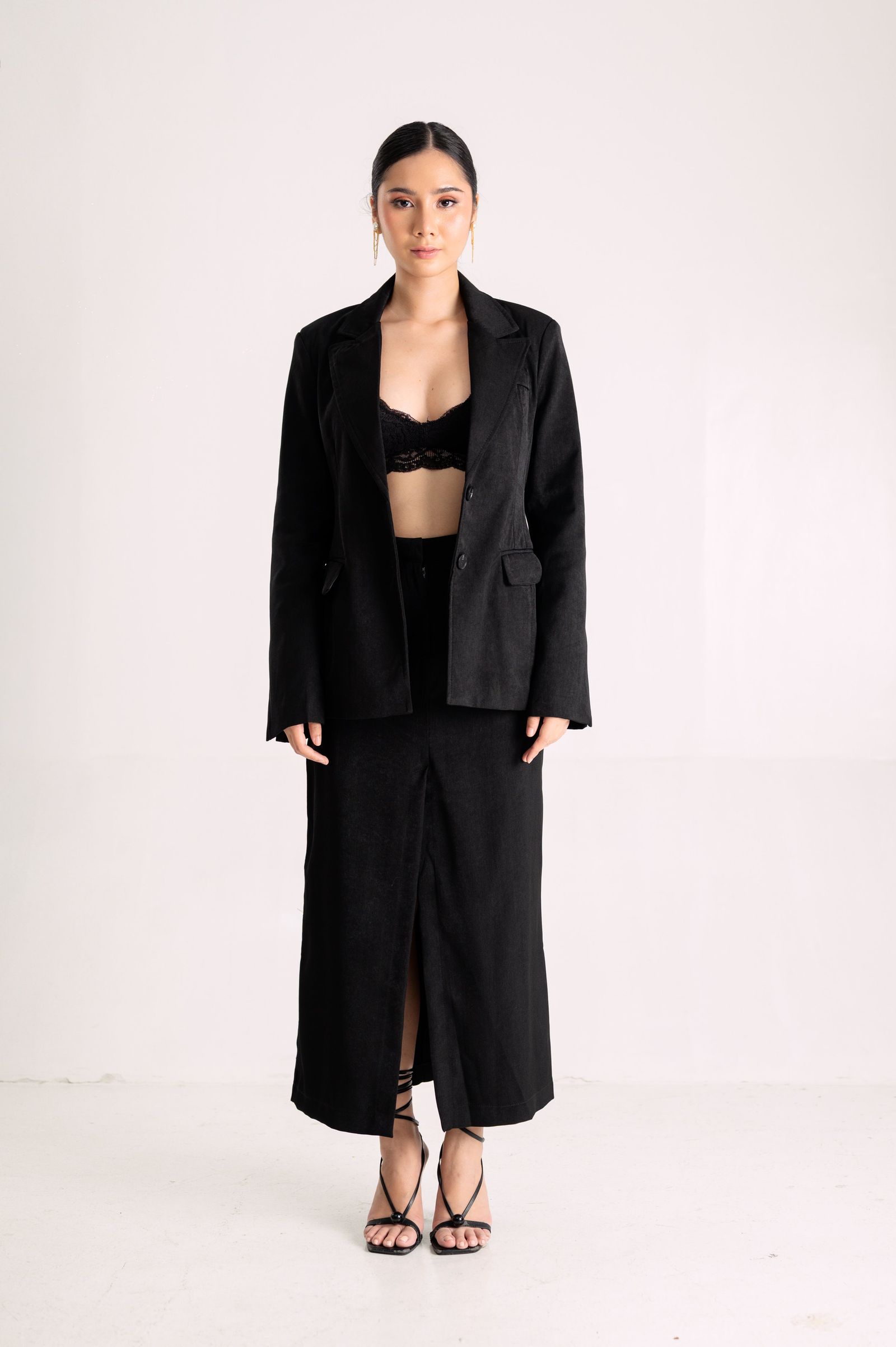 Metropolitan Series: Suit in Black