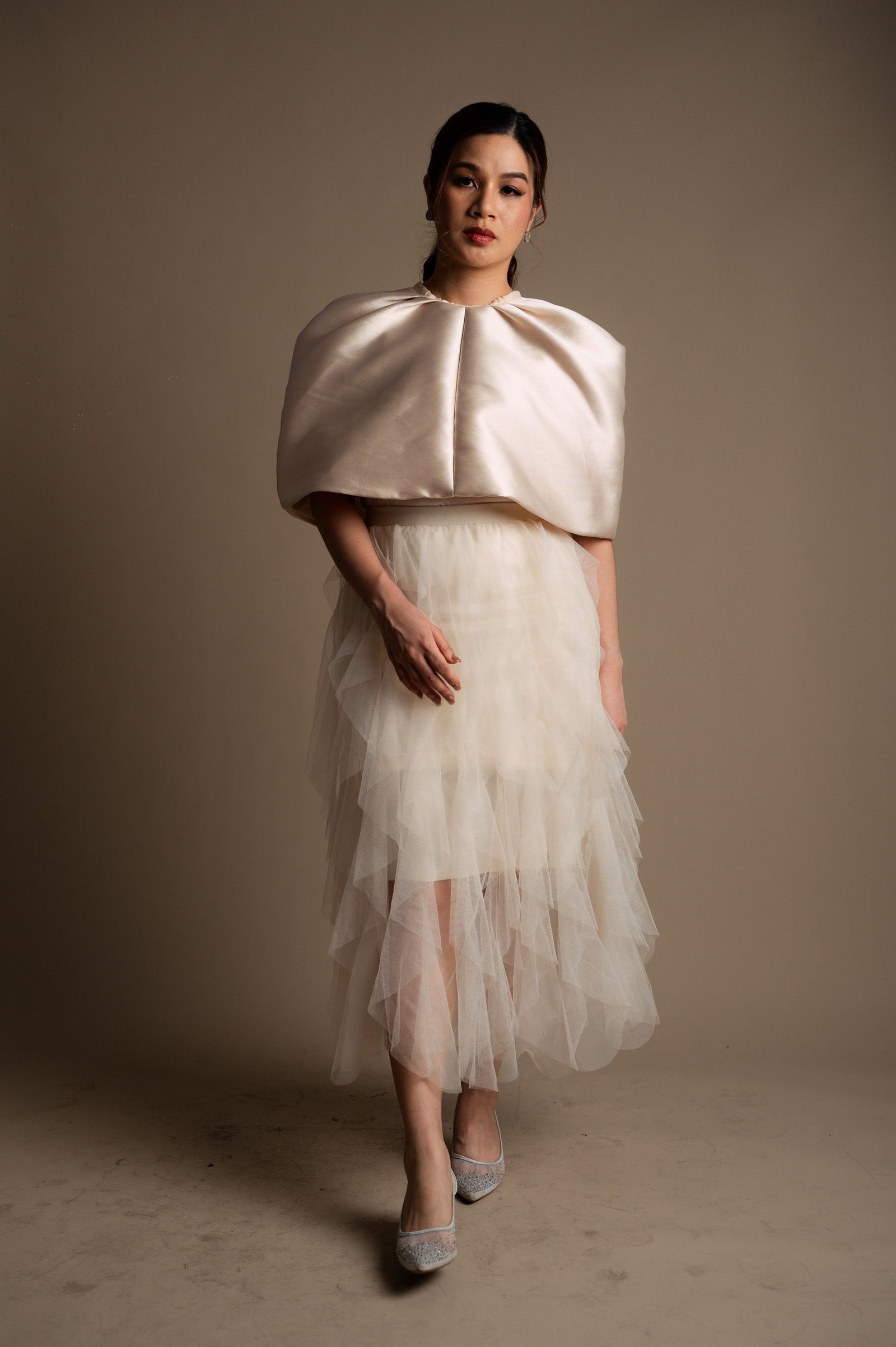 Cocktail: Artie Luxurious Cape Top in Beige