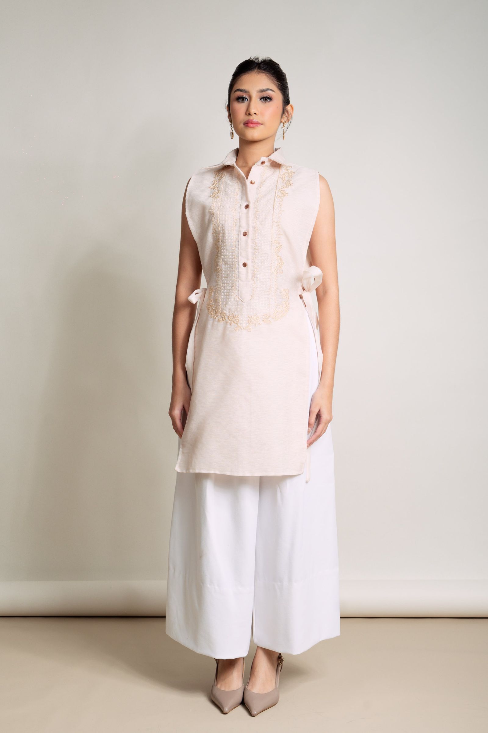 MNL EMGEE by Get Spotted: Segunda Long Pina Bib