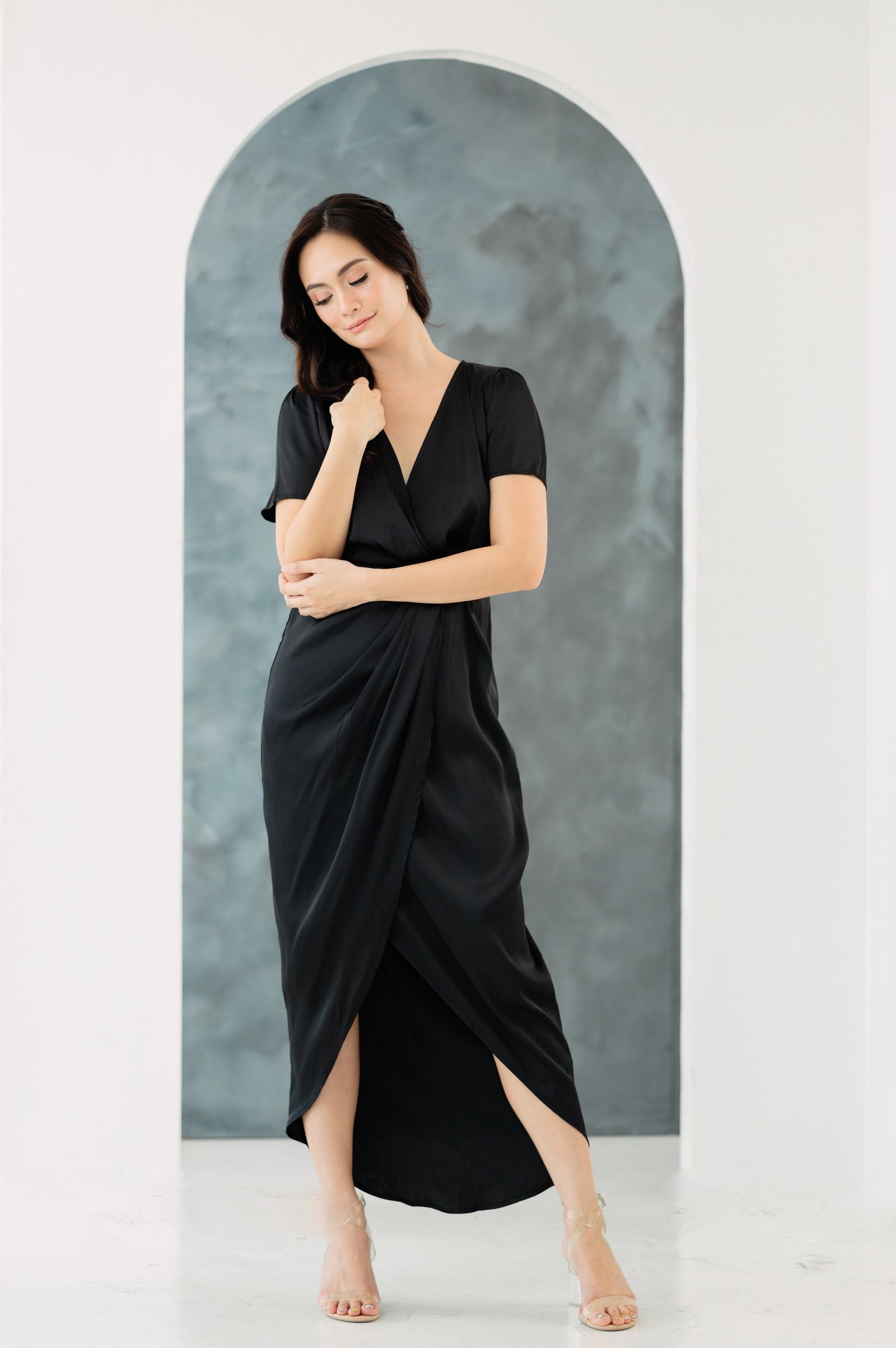 GS Party: Johanna Silk Dress with Sleeves