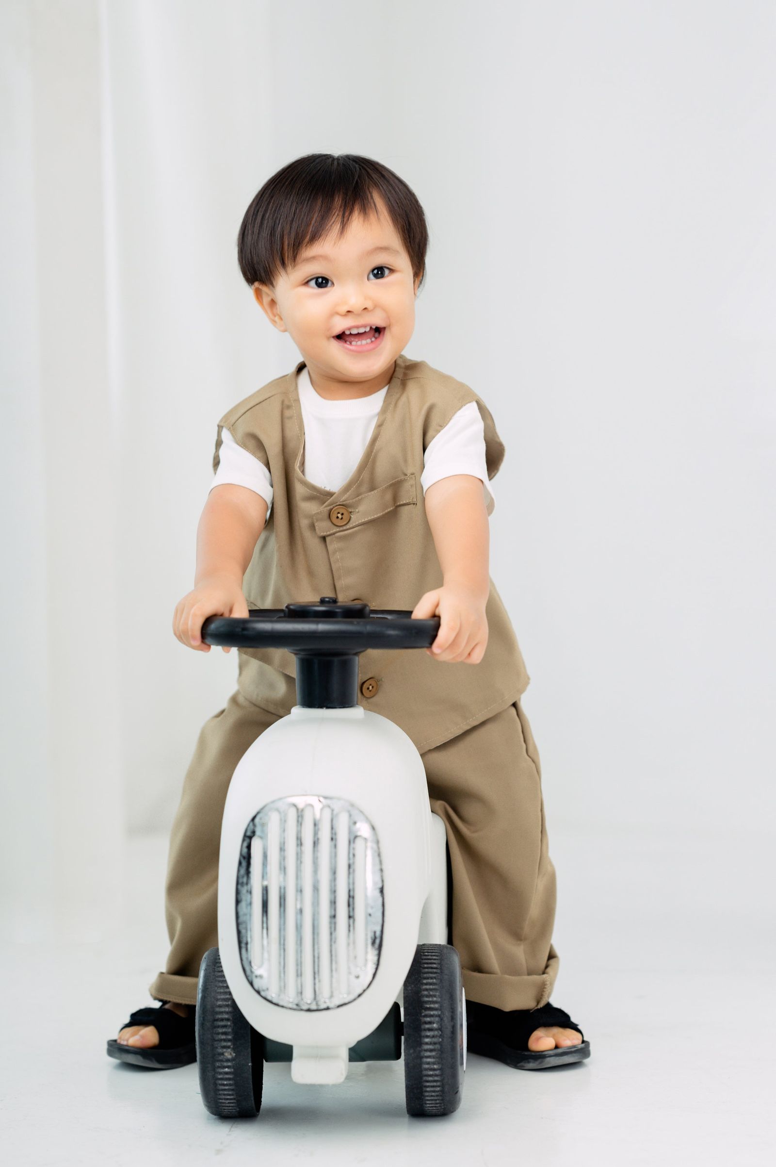 Grey by GS Col 1: Hiroshima Vest and Pants Set