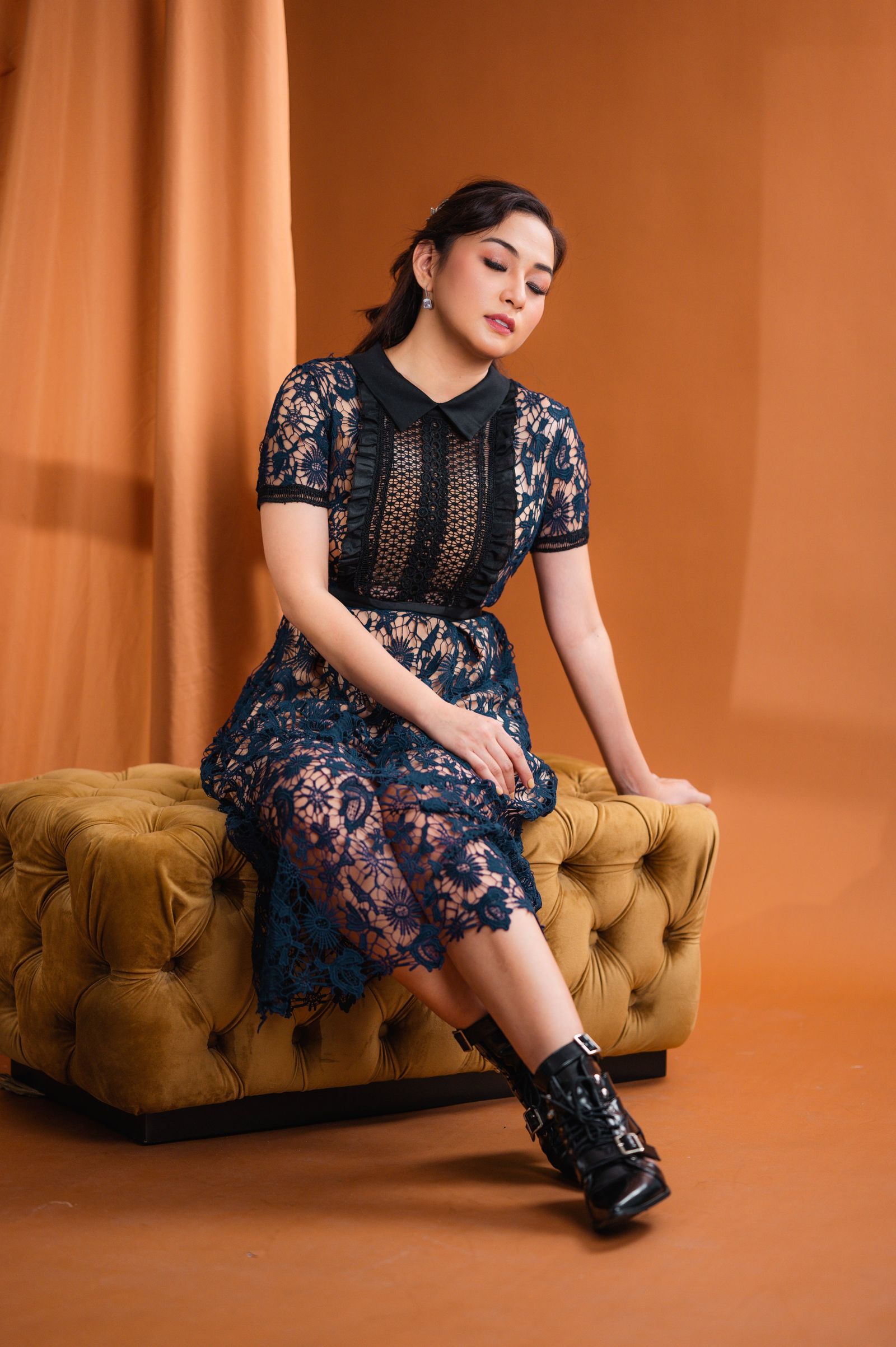 GS Pre-Holiday: Donna Lace Dress