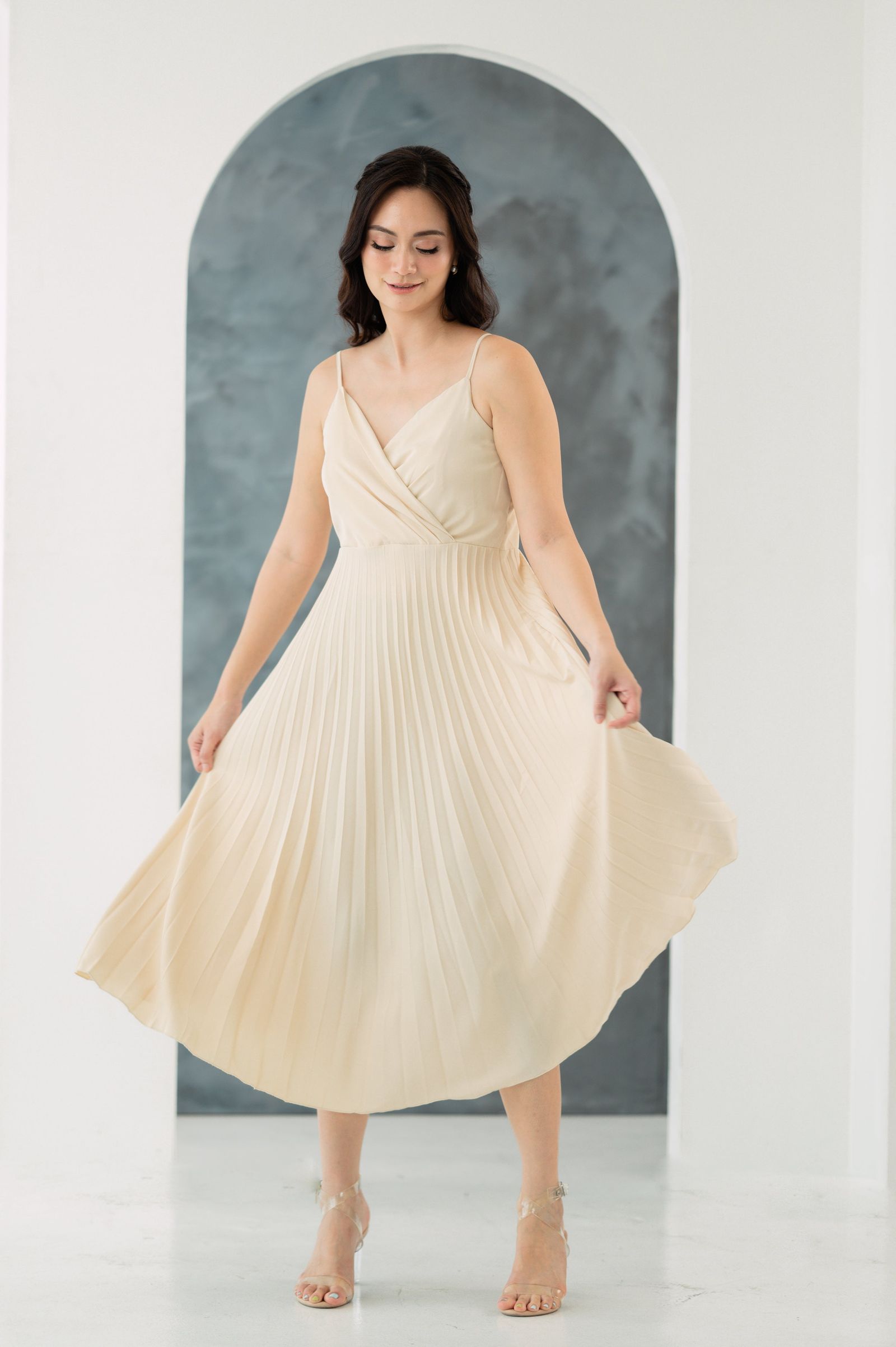 GS Party: Kenny Pleated Spaghetti Dress