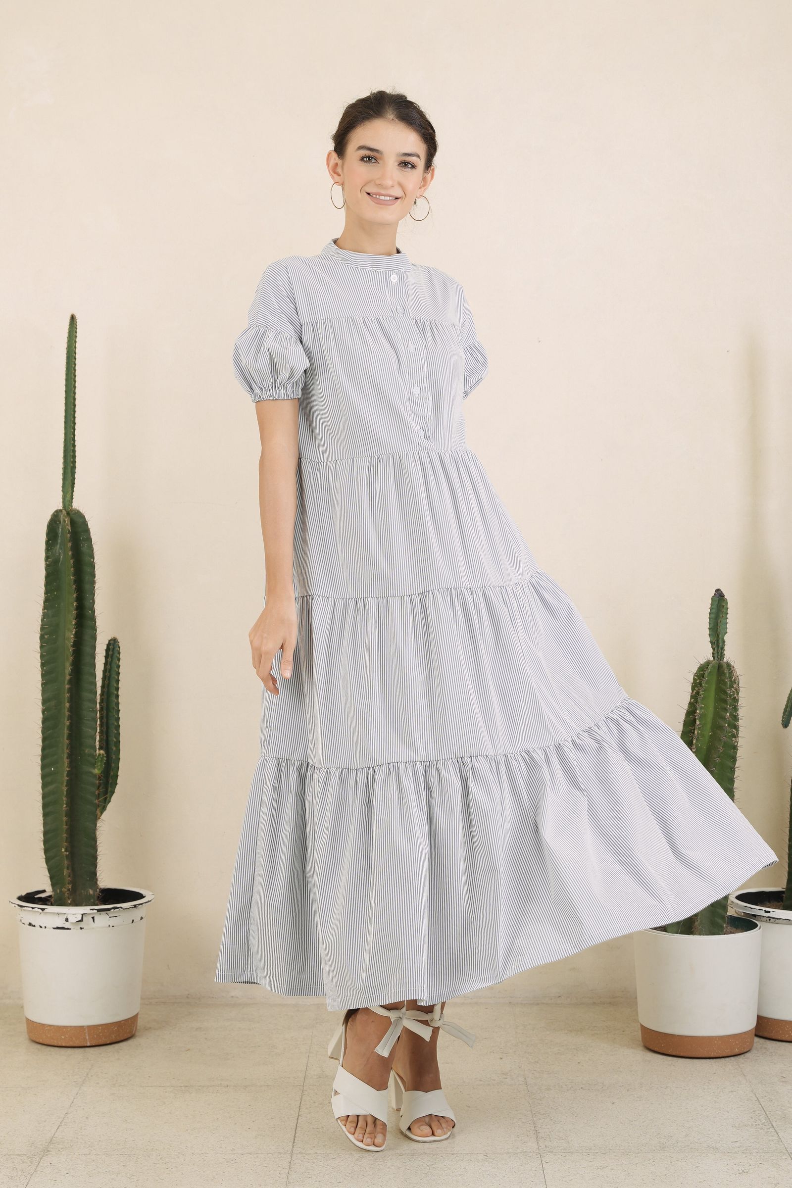 GET SPOTTED SHOP STOCKS GS Holiday: Jasmine Maxi Dress in Plain Woven Red