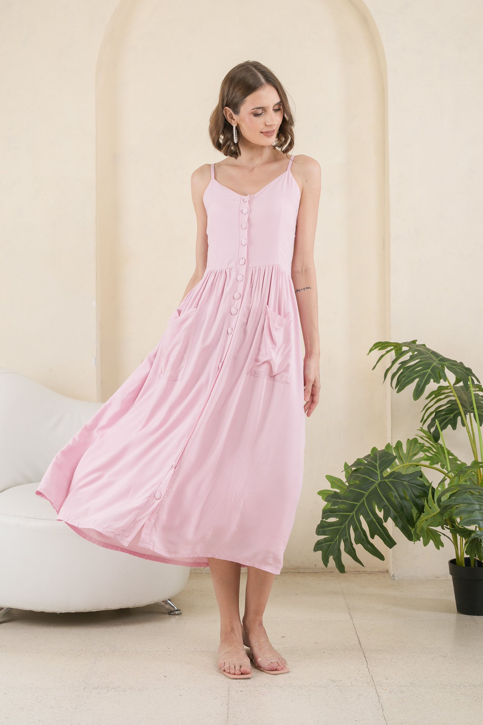 GET SPOTTED SHOP STOCKS MUM x GS 6: Nicole Spaghetti Dress