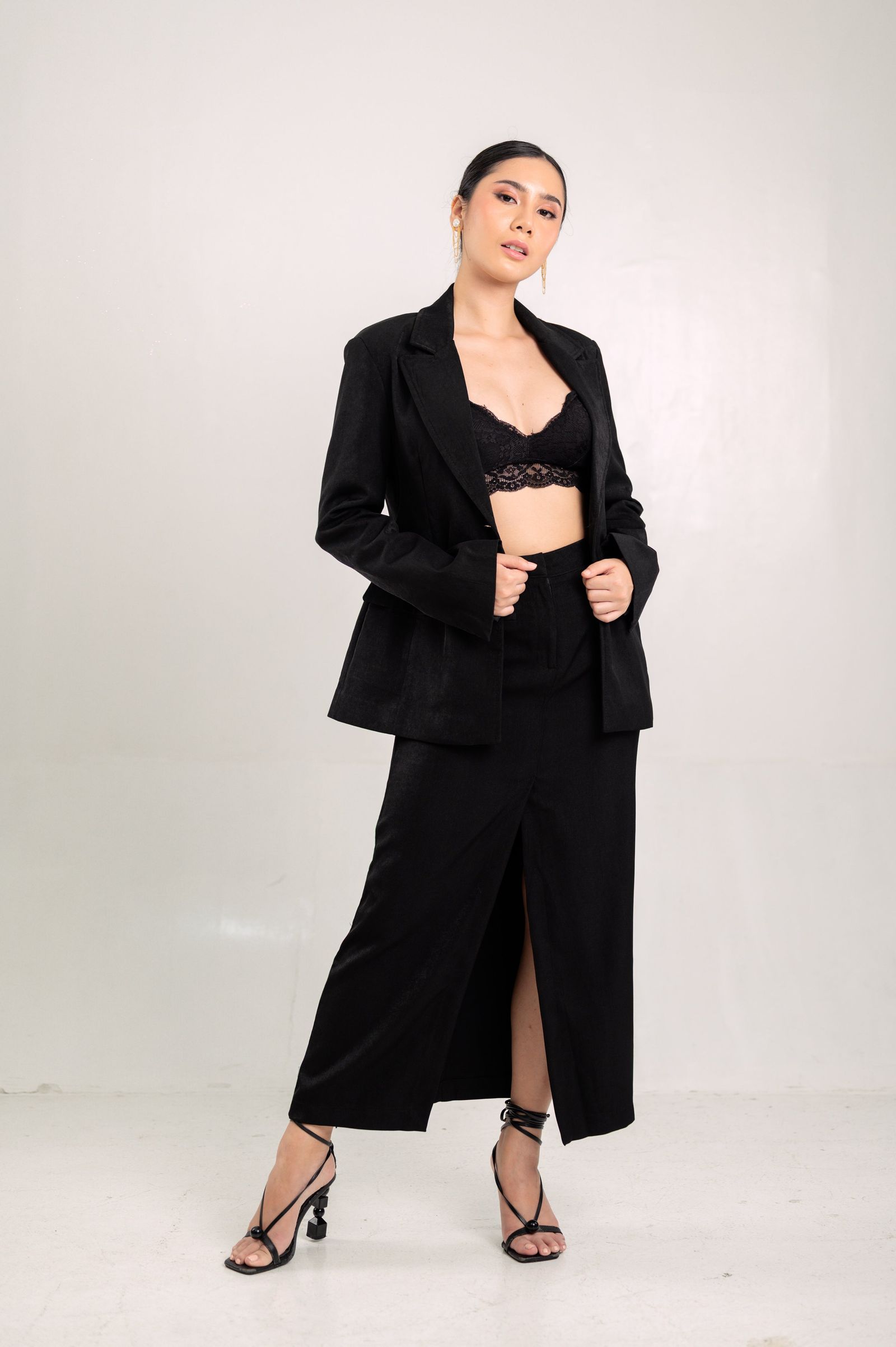 Metropolitan Series: Suit in Black