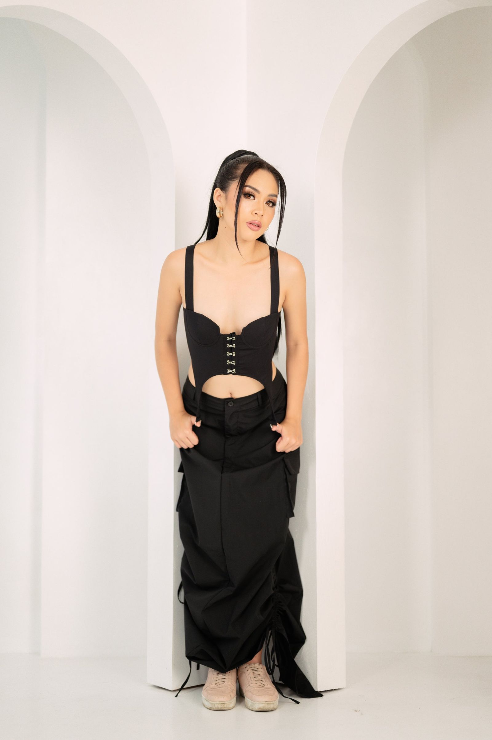 GS Gen Z: Black Cargo Maxi Skirt