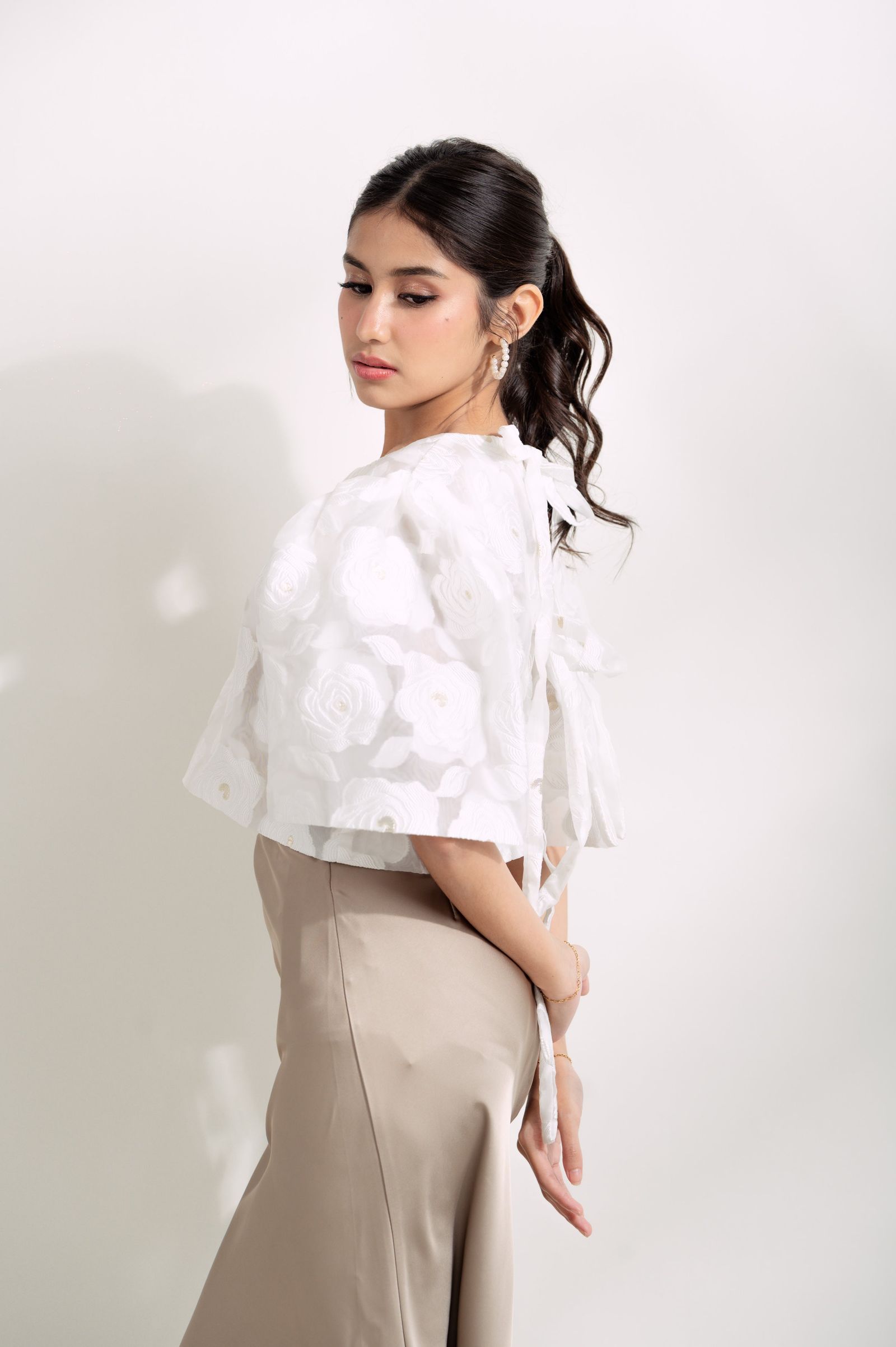 Modern Filipiniana: Leni in Limited Edition Fabric