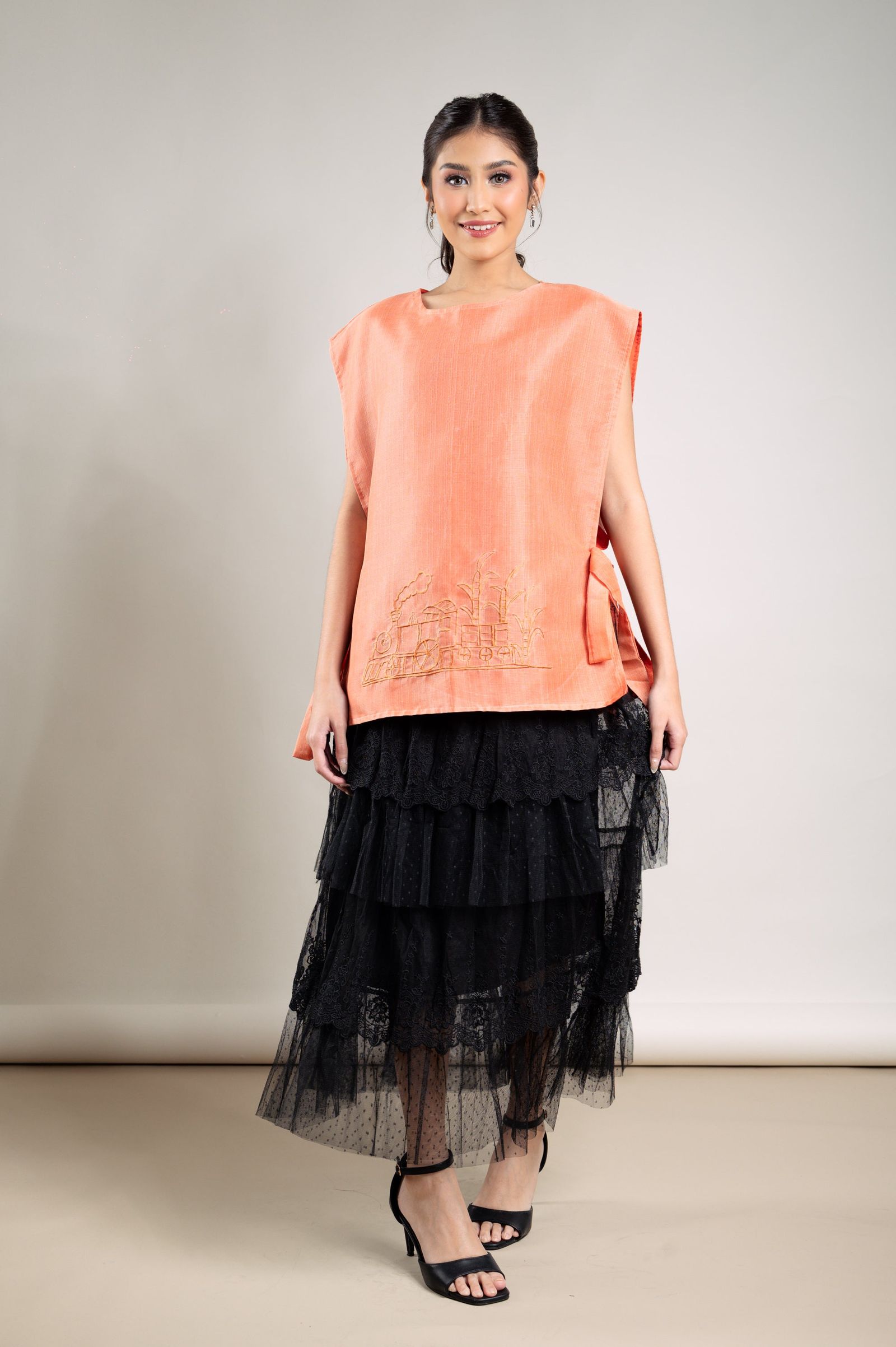 MNL EMGEE by Get Spotted: Kidlat Bib in Pina Fabric