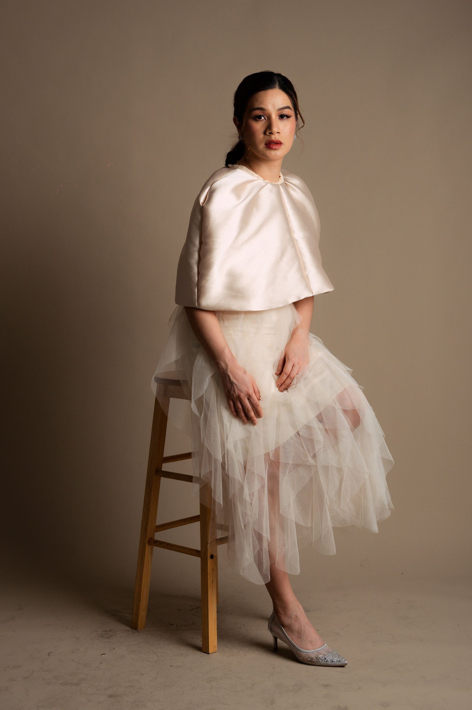 Cocktail: Artie Luxurious Cape Top in Beige