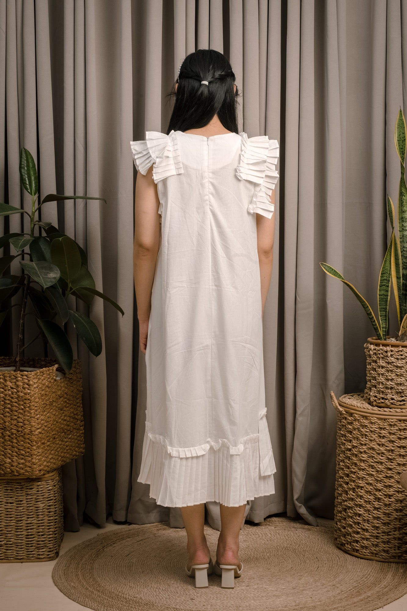 Maze Chic Pleated Dress