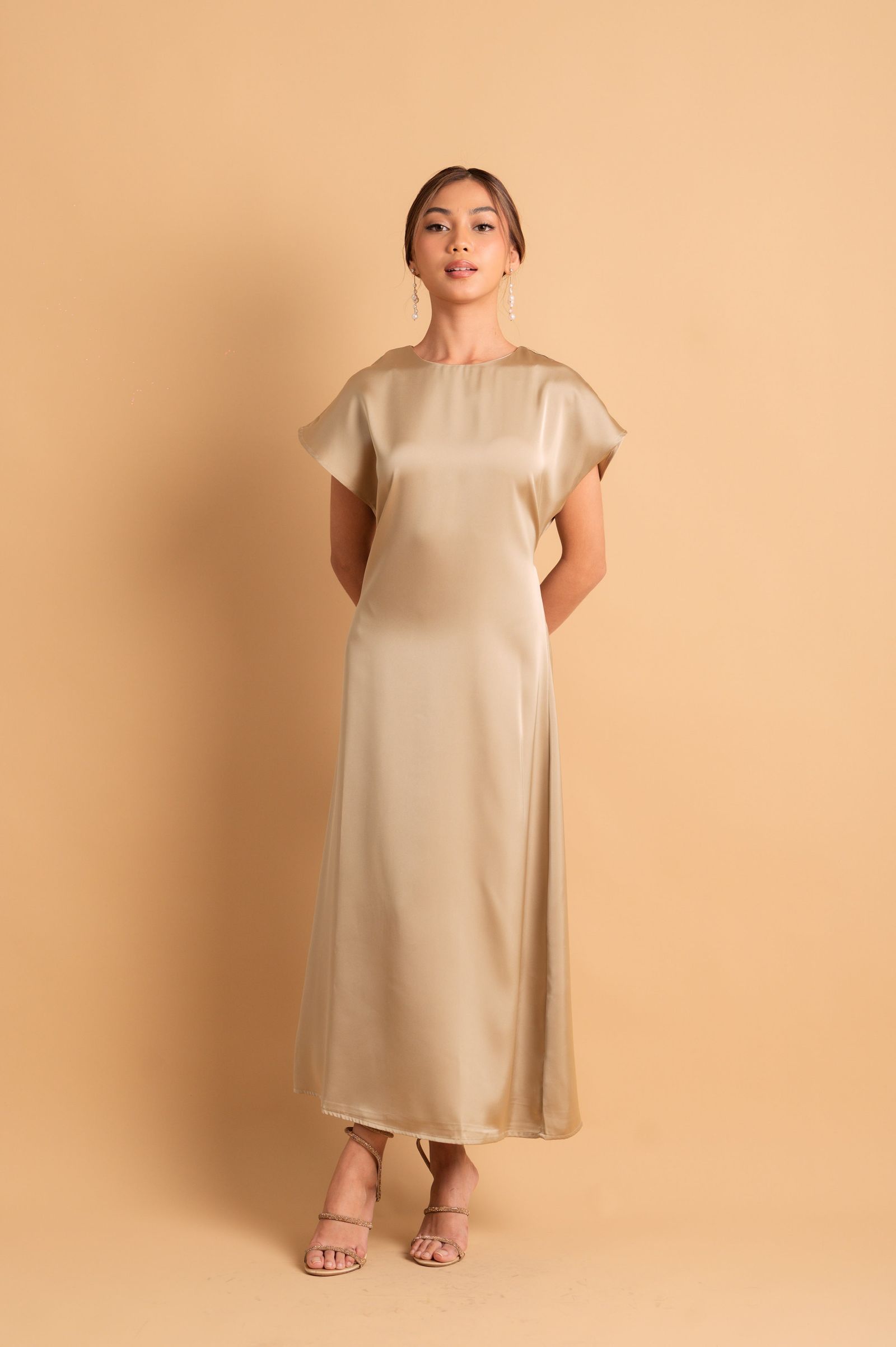 Cocktail: Novie Silk Dress