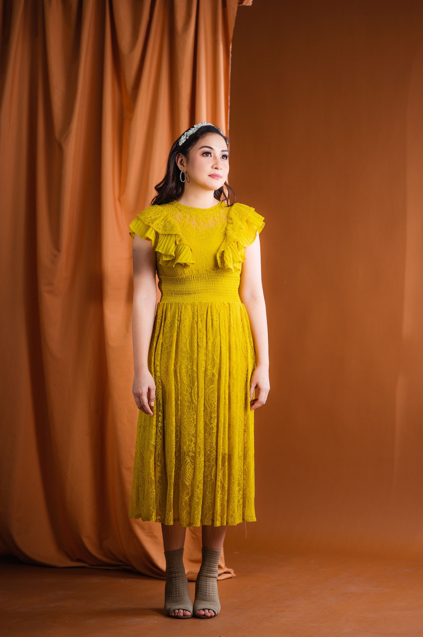 GS Pre-Holiday: Aprille Lace Dress